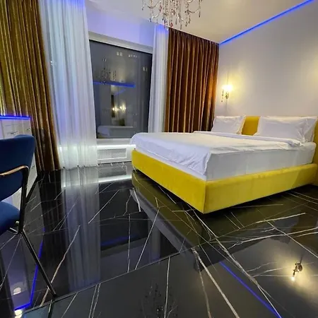 1 Room 65M2 Center Of Obolon Near River Side. Kyiv Exterior photo