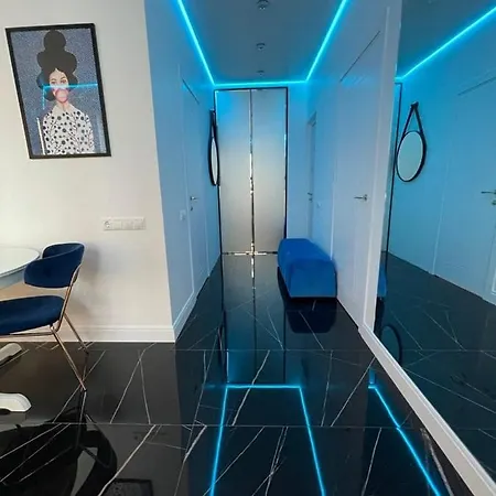 1 Room 65M2 Center Of Obolon Near River Side. Kyiv Exterior photo