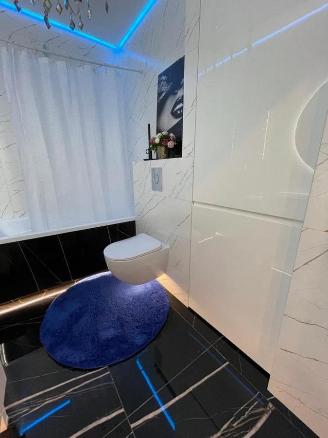 1 65m2 Center Of Obolon Near River Side.